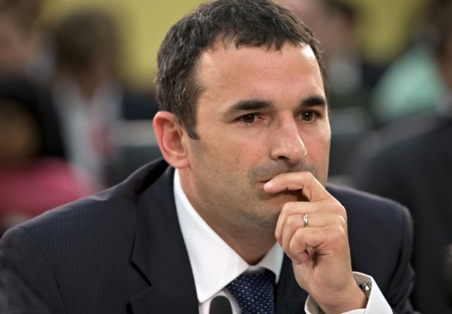 Σκάνδαλο κατασπατάλησης δημόσιου χρήματος στη φορολογική υπηρεσία των ΗΠΑ